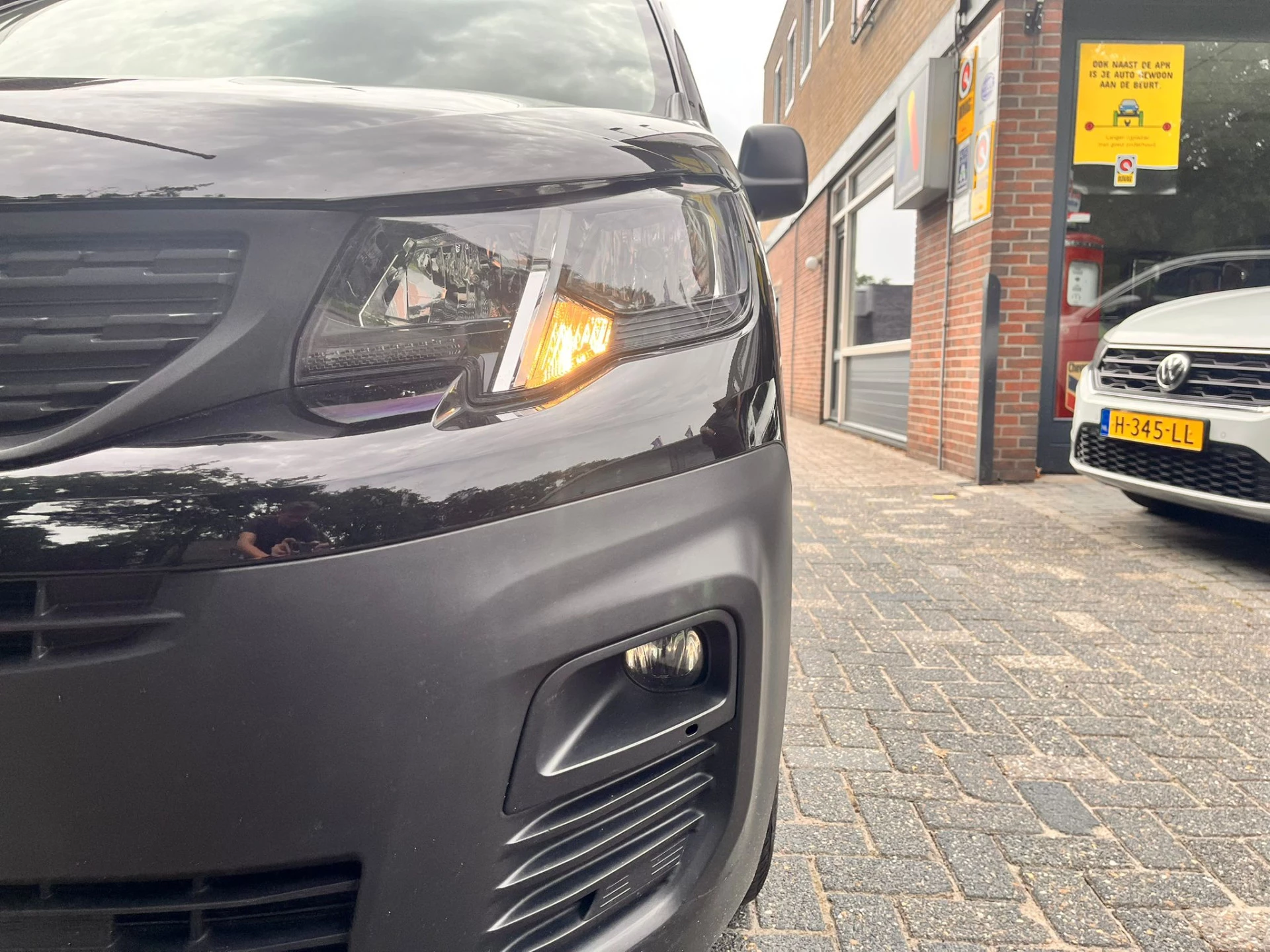 Hoofdafbeelding Peugeot Partner