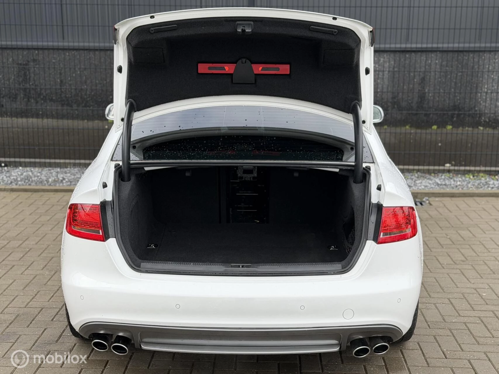 Hoofdafbeelding Audi S4