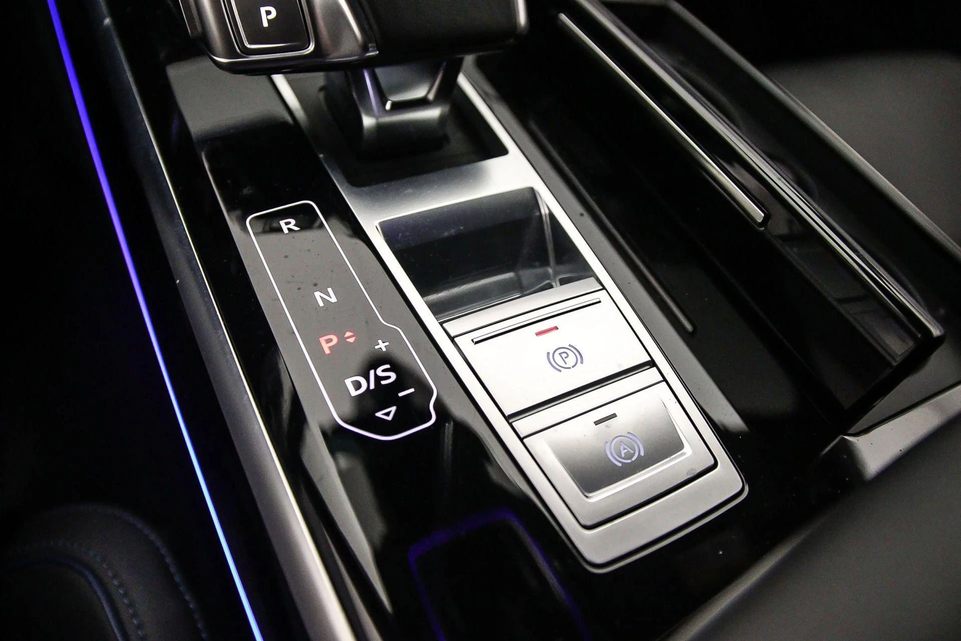 Hoofdafbeelding Audi A8