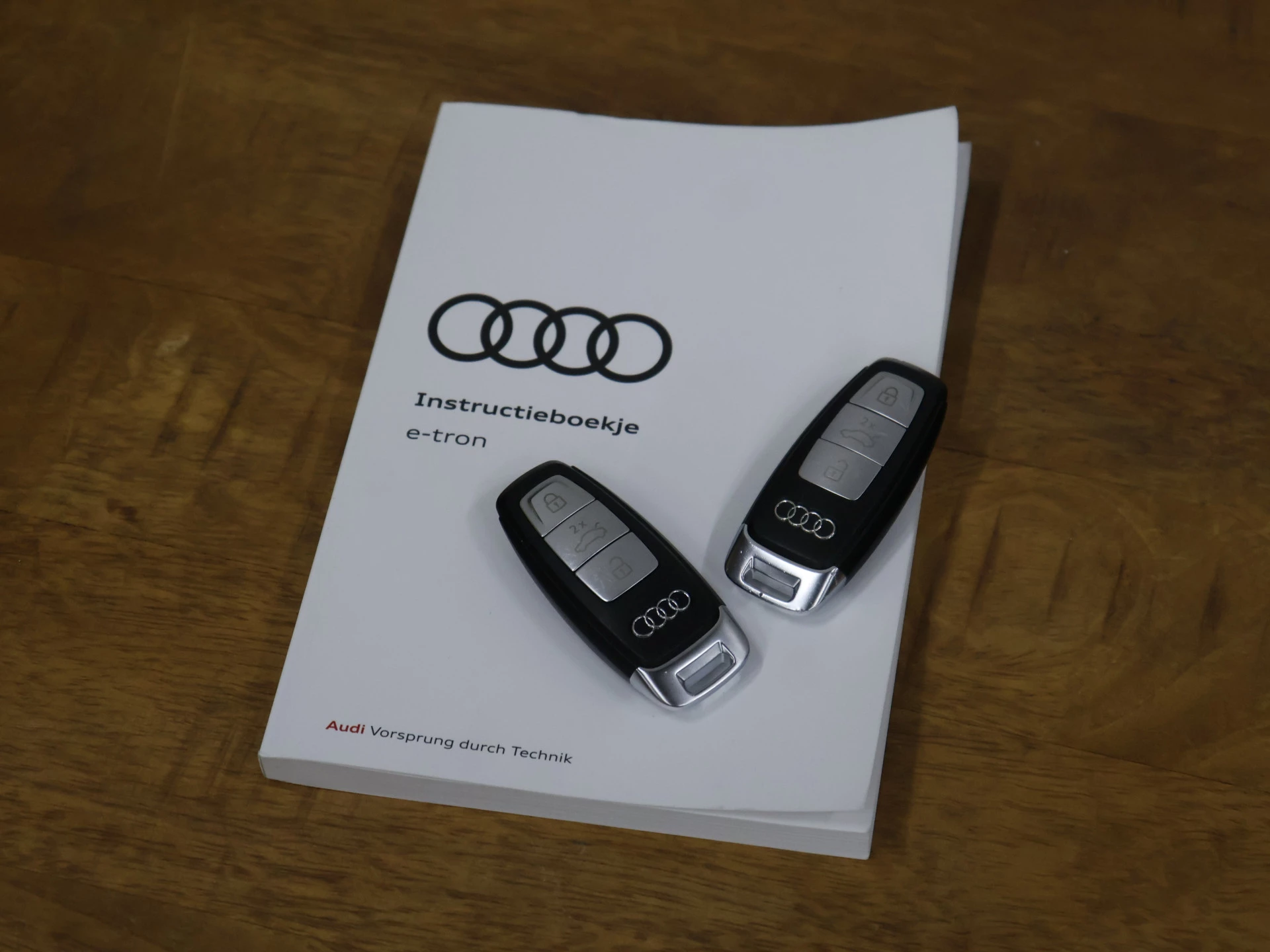 Hoofdafbeelding Audi e-tron
