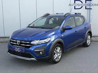 Hoofdafbeelding Dacia Sandero Stepway Dacia Sandero Stepway 1.0 TCe 100 Bi-Fuel Expression | Camera | Keyless | Clima | Trekhaak!