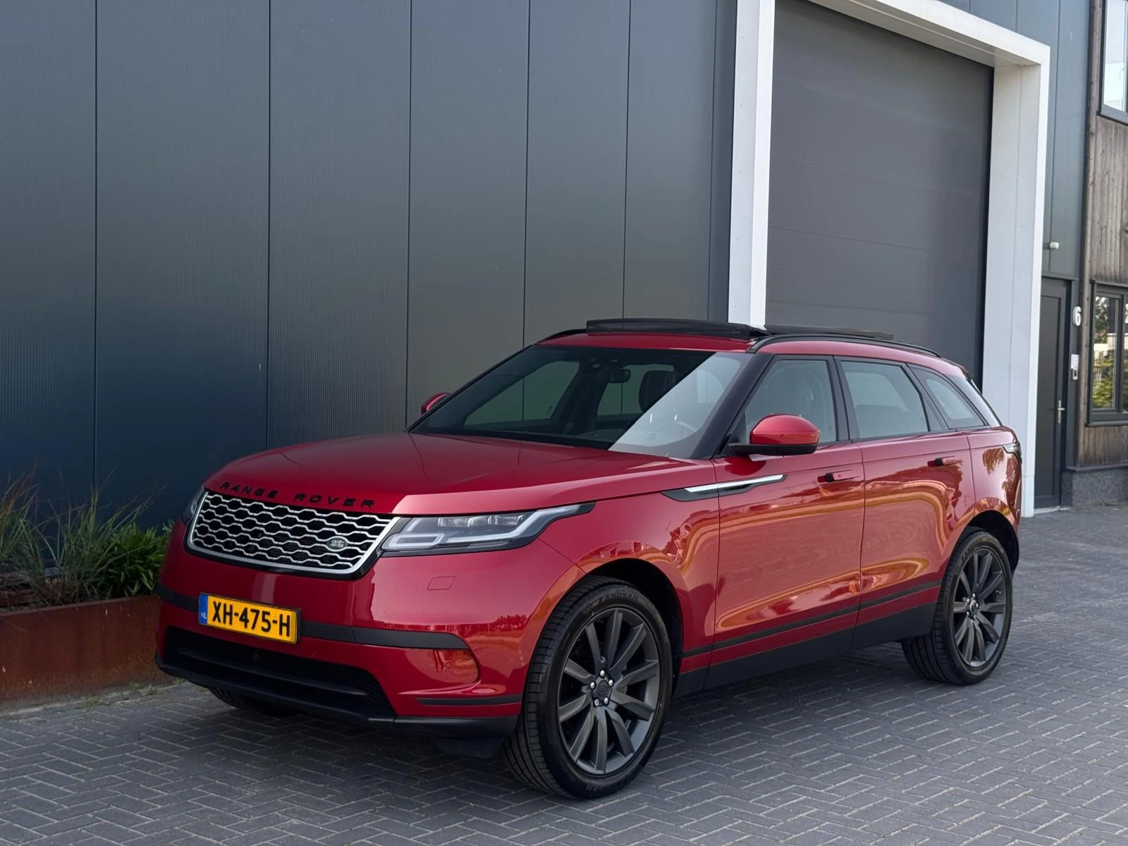 Hoofdafbeelding Land Rover Range Rover Velar