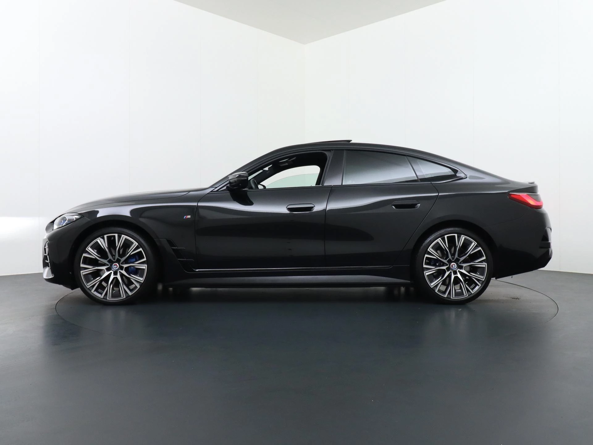 Hoofdafbeelding BMW i4
