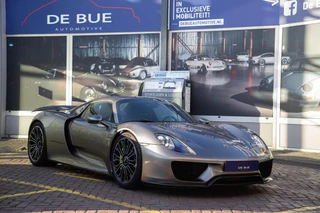 Hoofdafbeelding Porsche 918 Spyder Porsche 918 Spyder | org. NL | Liquid Silver | Carbon | Lift |Dealer Onderhouden