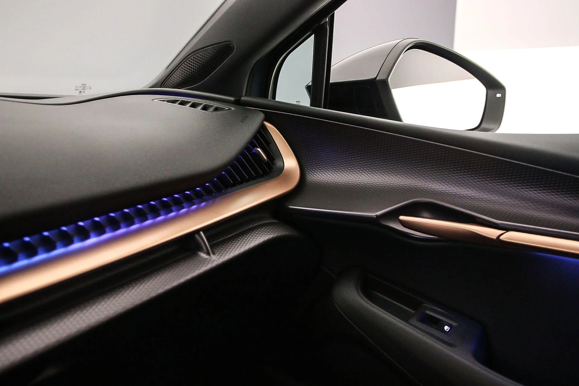 Hoofdafbeelding CUPRA Tavascan