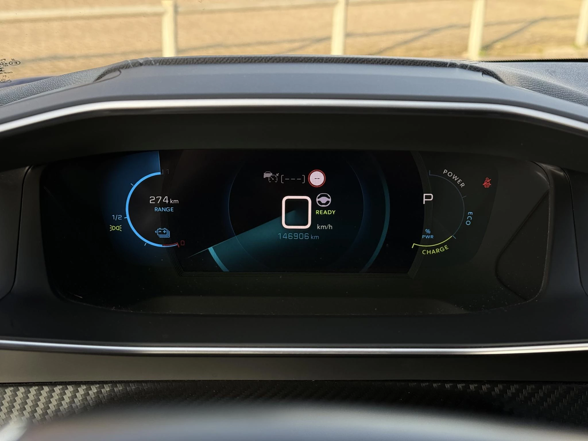 Hoofdafbeelding Peugeot e-208