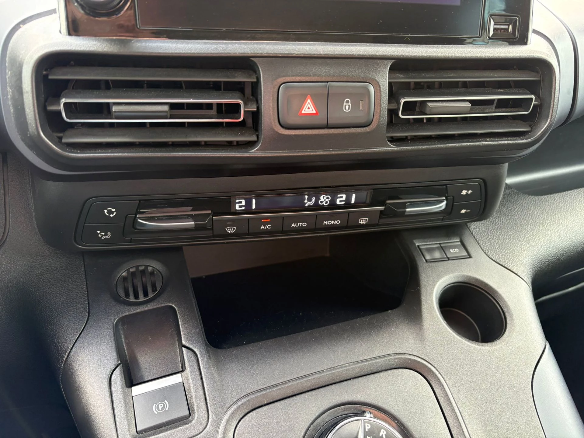 Hoofdafbeelding Peugeot Rifter