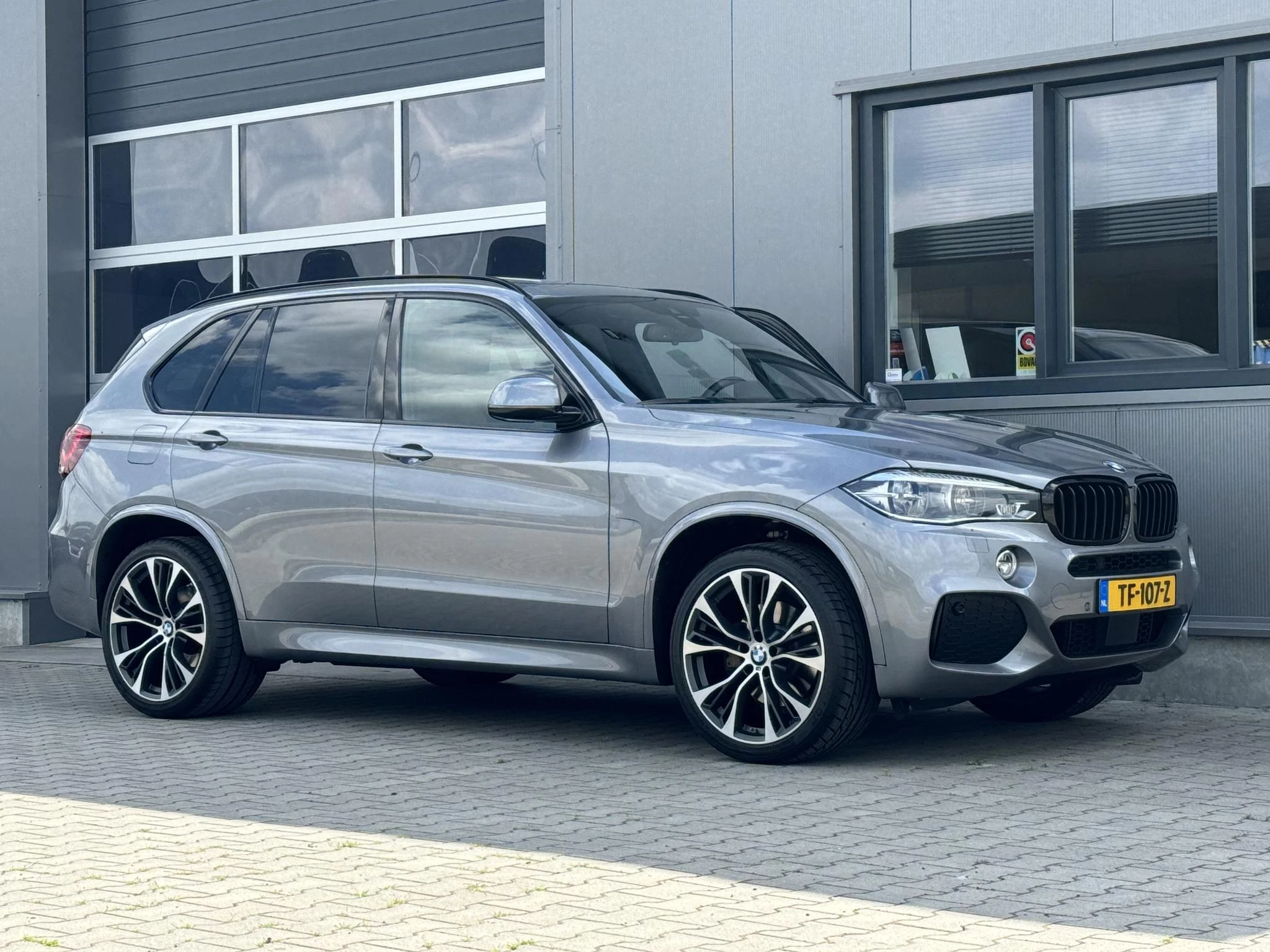 Hoofdafbeelding BMW X5