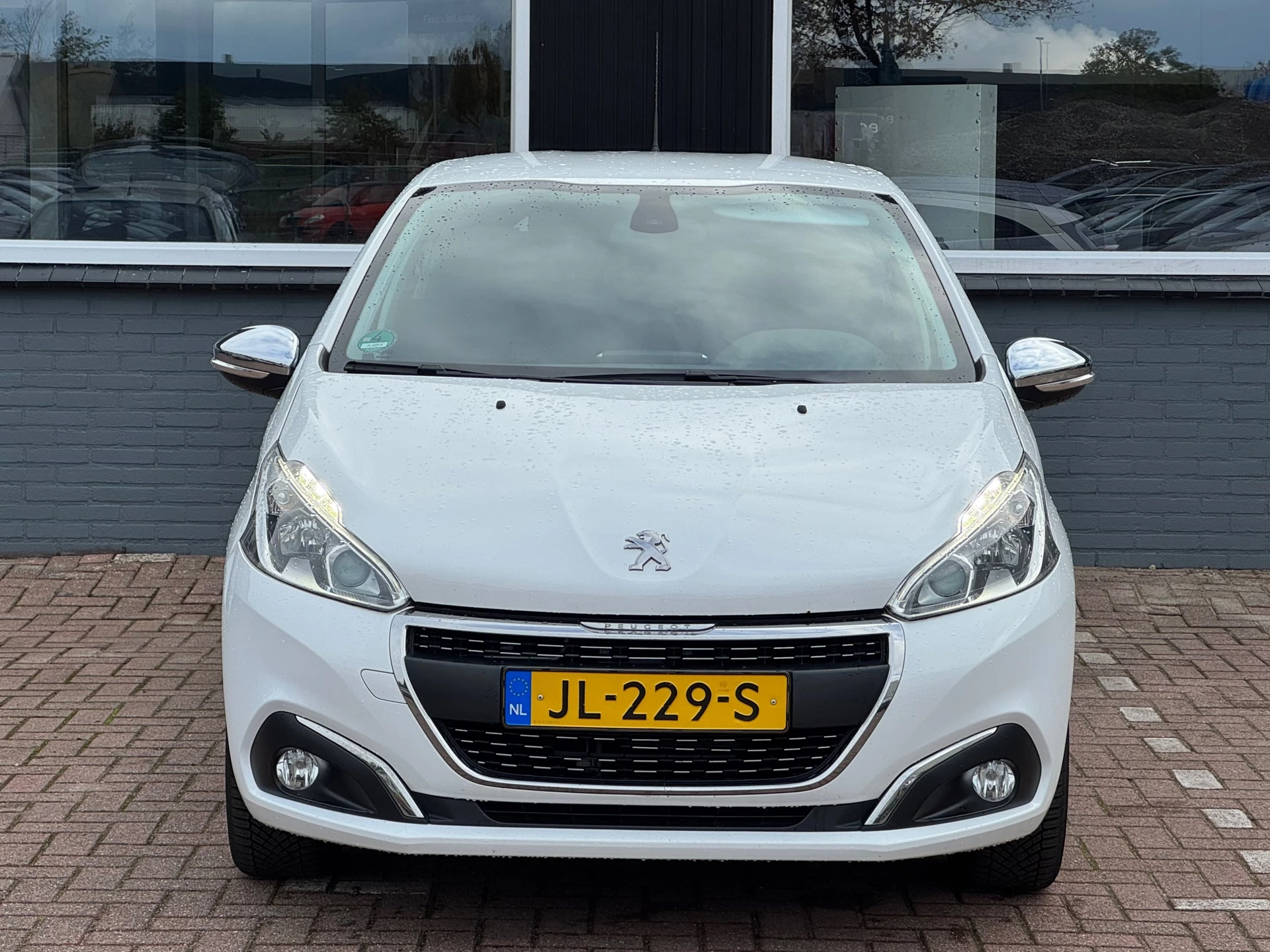 Hoofdafbeelding Peugeot 208