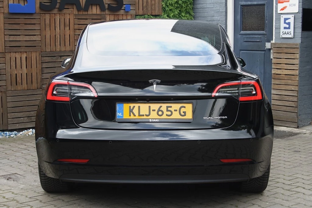 Hoofdafbeelding Tesla Model 3