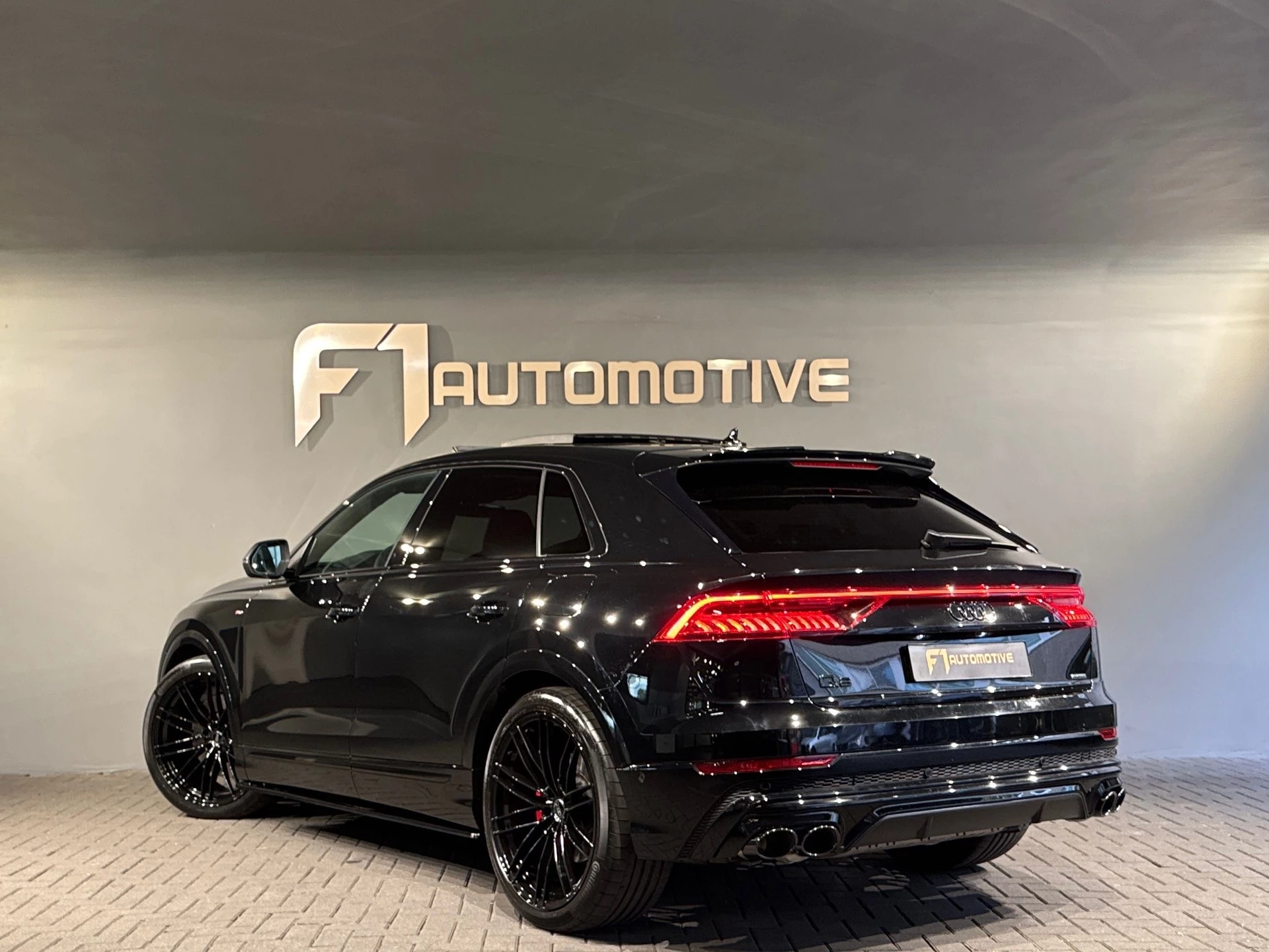 Hoofdafbeelding Audi Q8