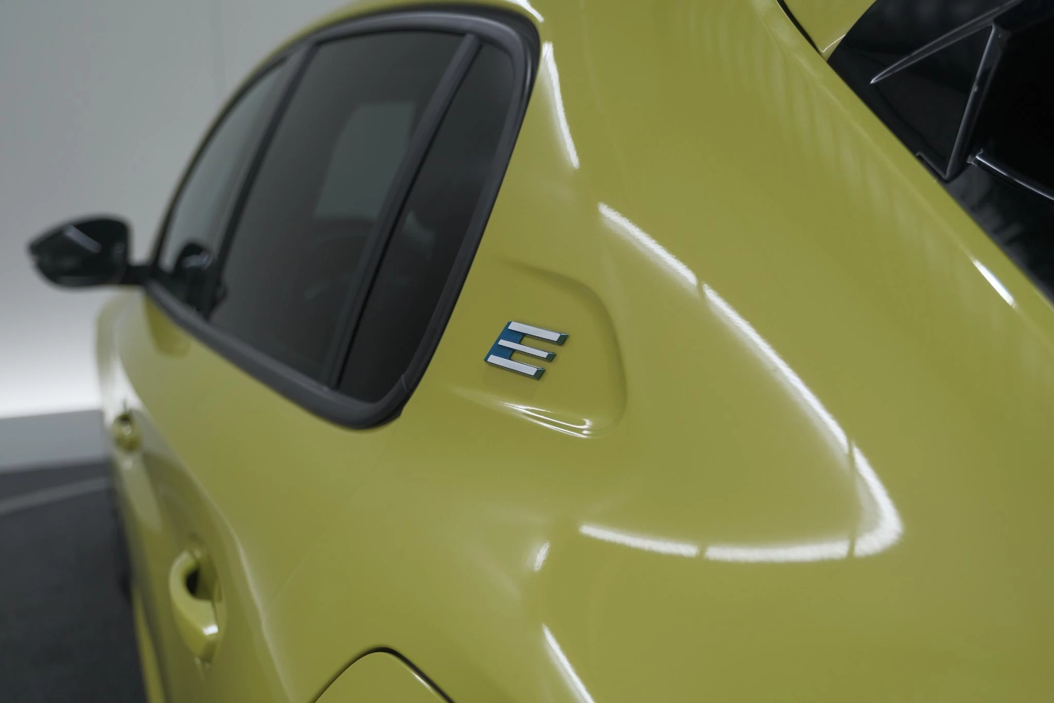 Hoofdafbeelding Peugeot e-208