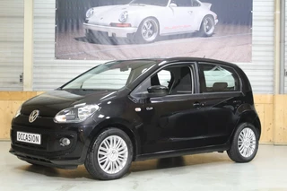 Hoofdafbeelding Volkswagen up! Volkswagen up! Up 1.0 CUP Navi/ 5 drs 80dkm!!