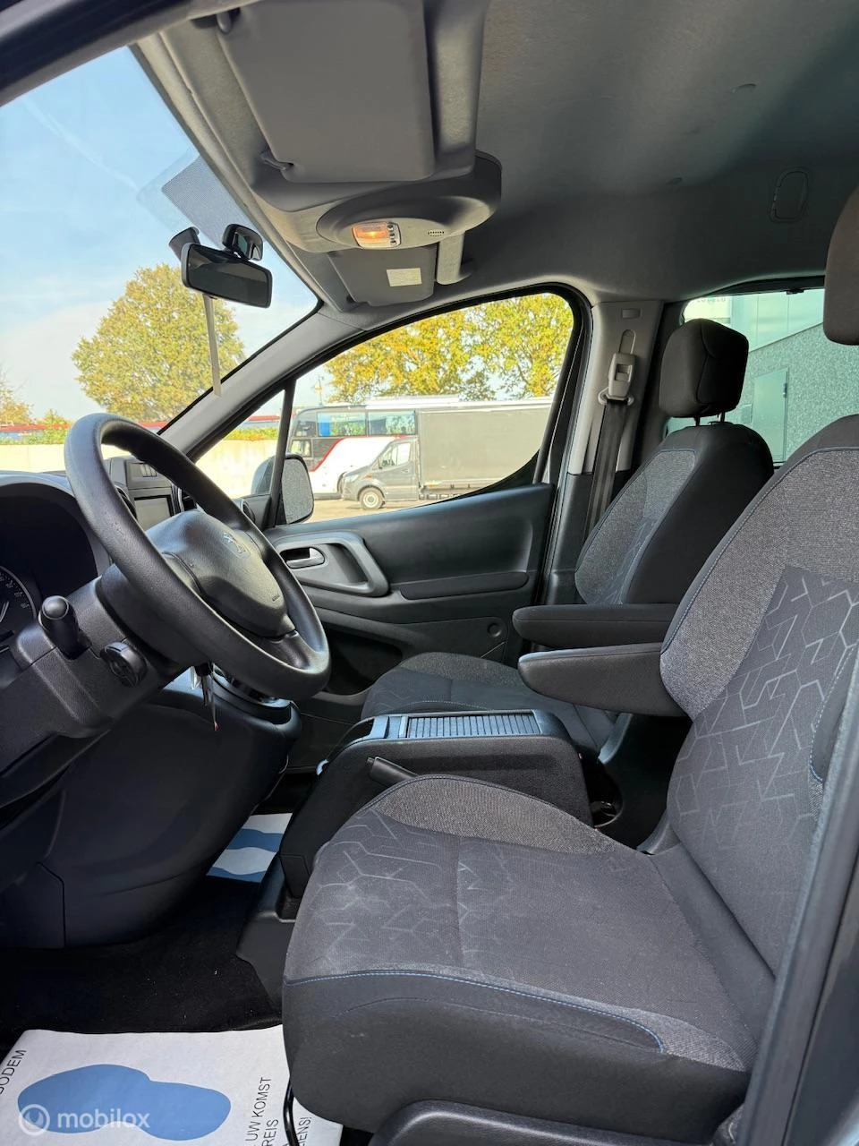 Hoofdafbeelding Peugeot Partner