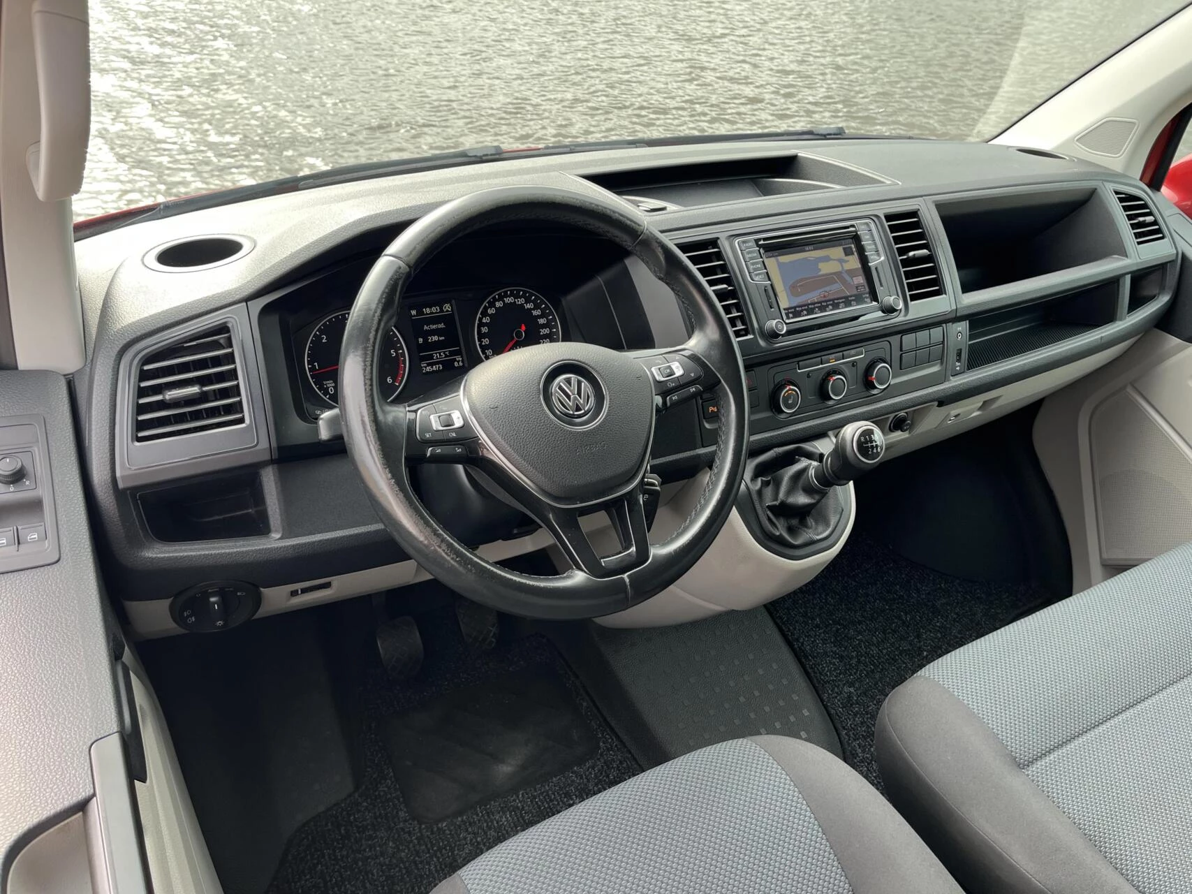 Hoofdafbeelding Volkswagen Transporter