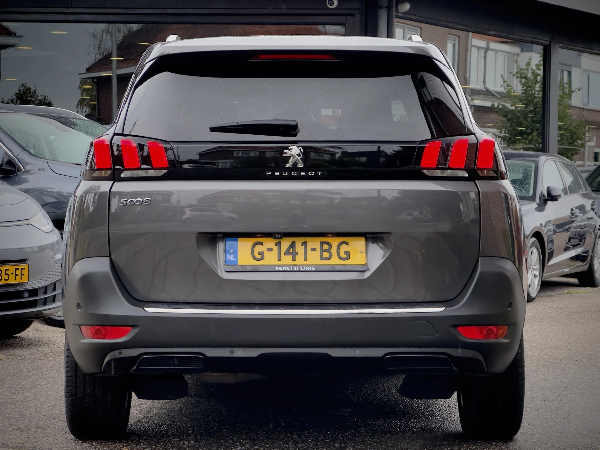 Hoofdafbeelding Peugeot 5008