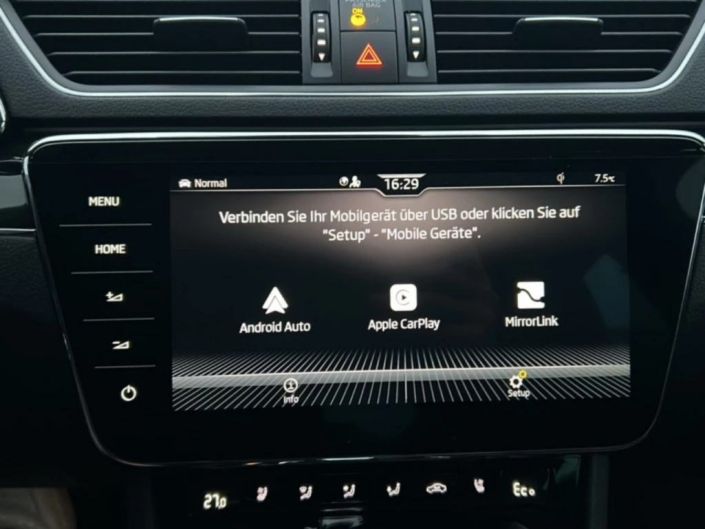 Hoofdafbeelding Škoda Superb