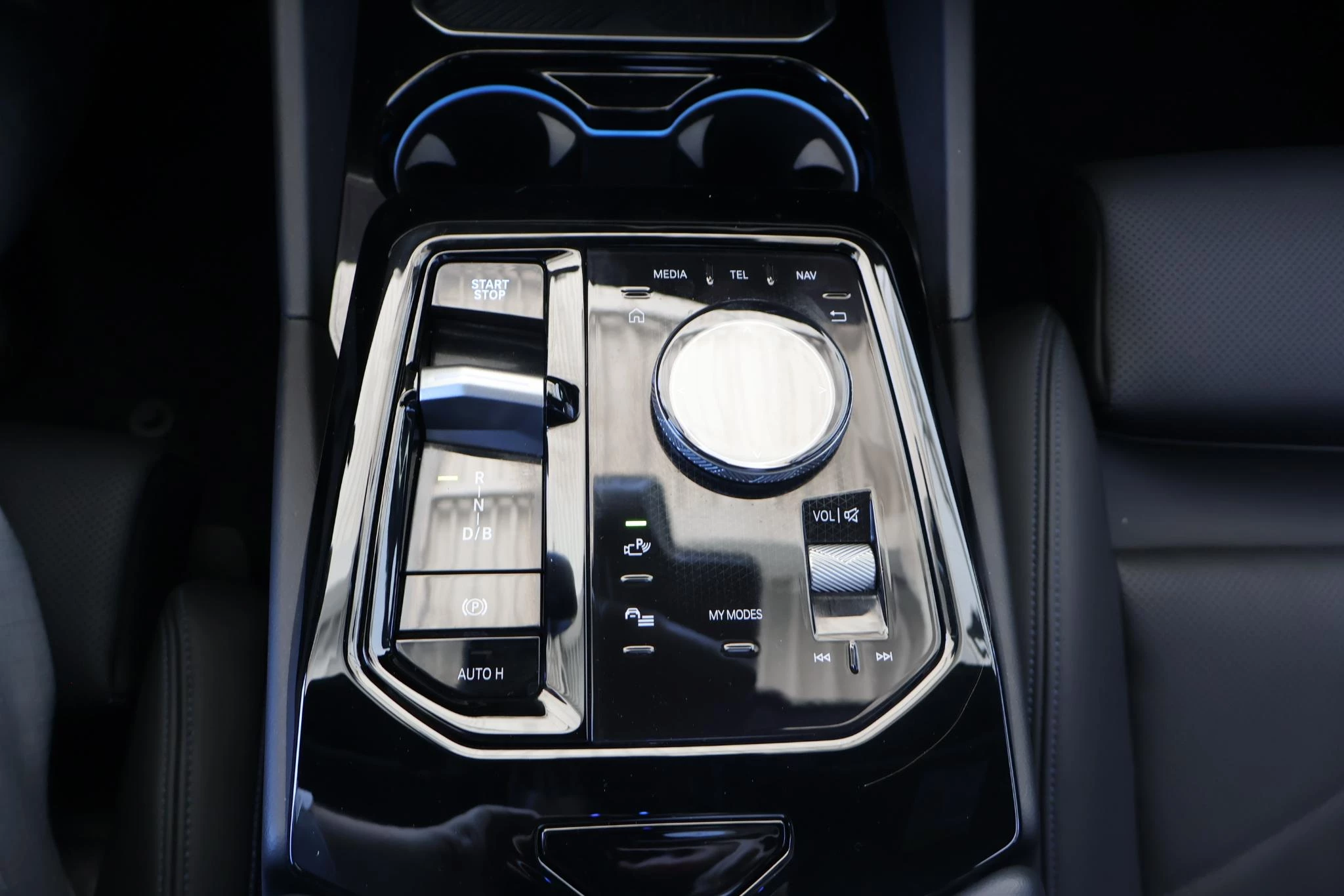 Hoofdafbeelding BMW i5