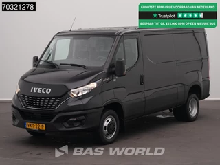 Hoofdafbeelding Iveco Daily Iveco Daily 35C18 3.0L Automaat Dubbellucht L2H1 3,5t Trekhaak 180PK Airco Cruise Camera Standkachel Euro6 L2 Laag Dak Airco Trekhaak Cruise control