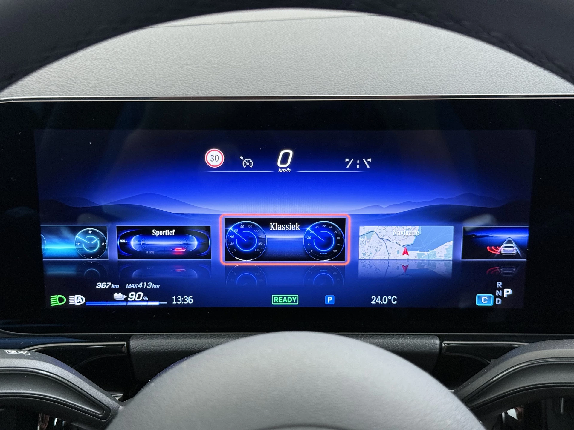 Hoofdafbeelding Mercedes-Benz EQA