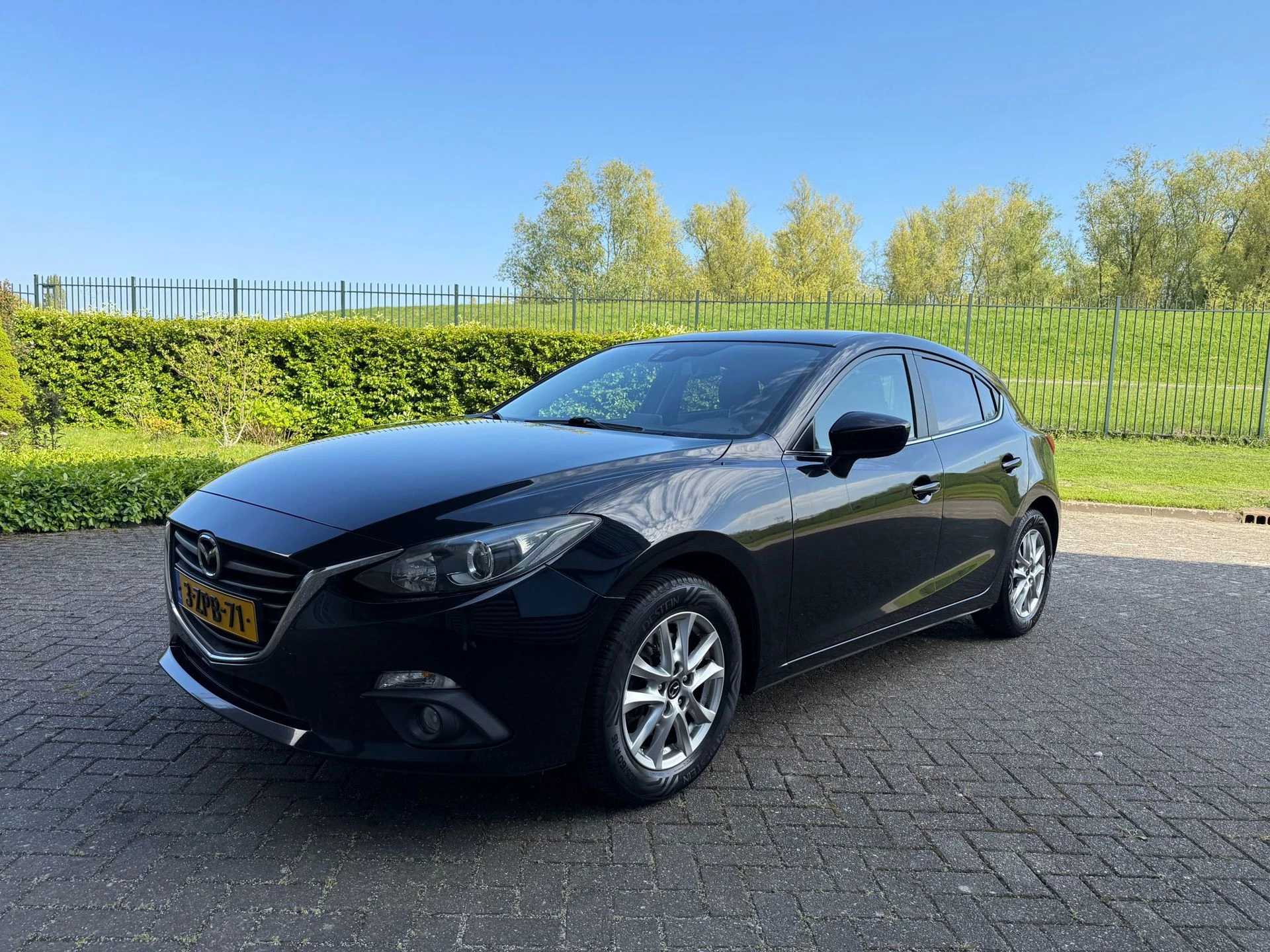 Hoofdafbeelding Mazda 3