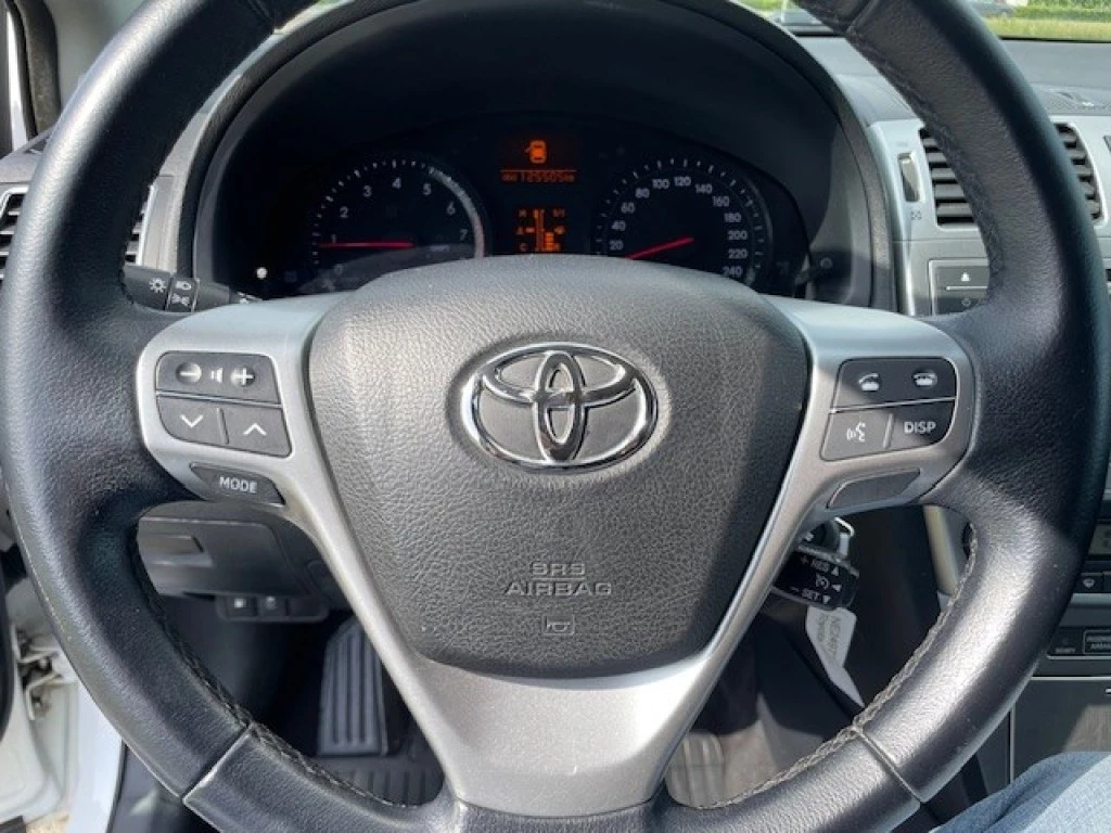 Hoofdafbeelding Toyota Avensis