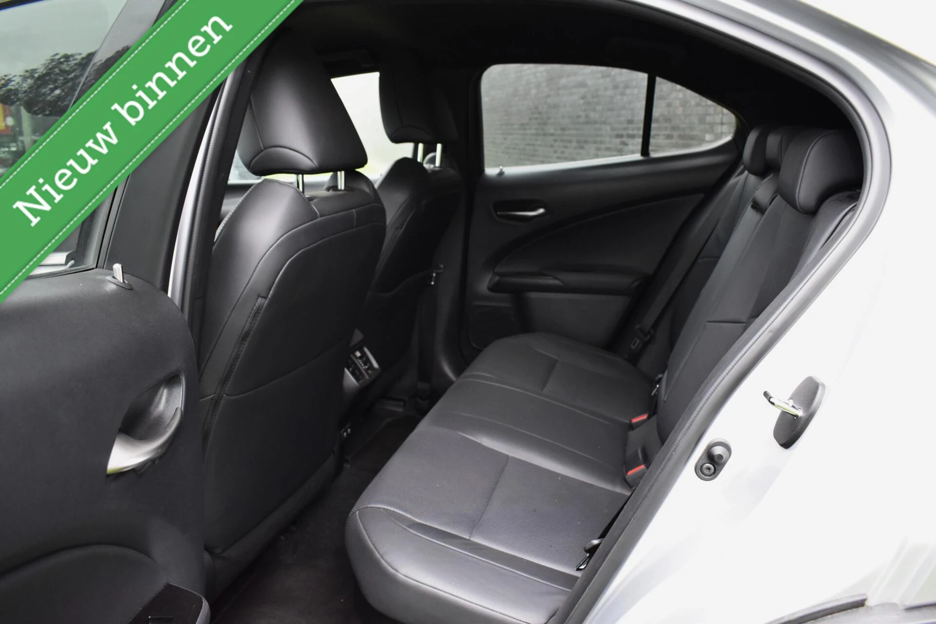 Hoofdafbeelding Lexus UX