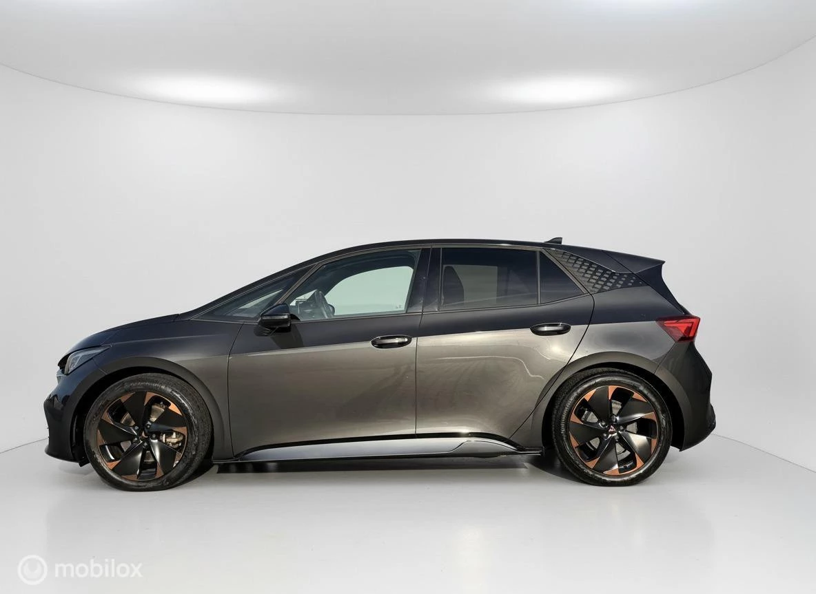 Hoofdafbeelding CUPRA Born