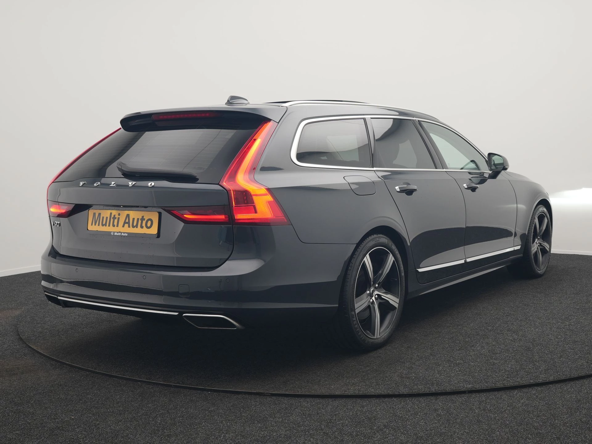 Hoofdafbeelding Volvo V90