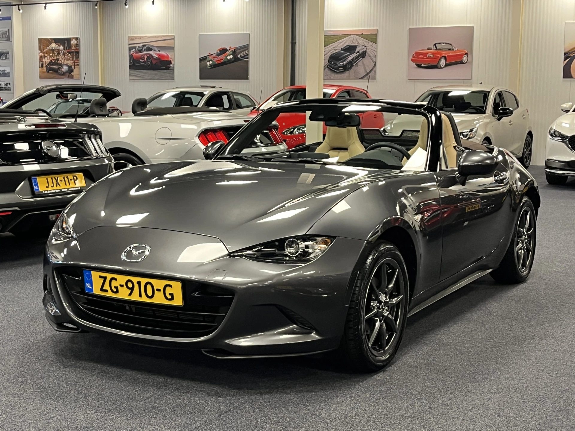 Hoofdafbeelding Mazda MX-5