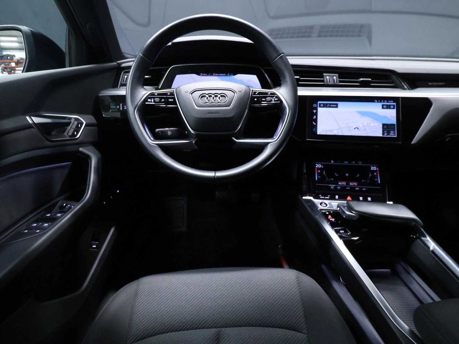 Hoofdafbeelding Audi e-tron