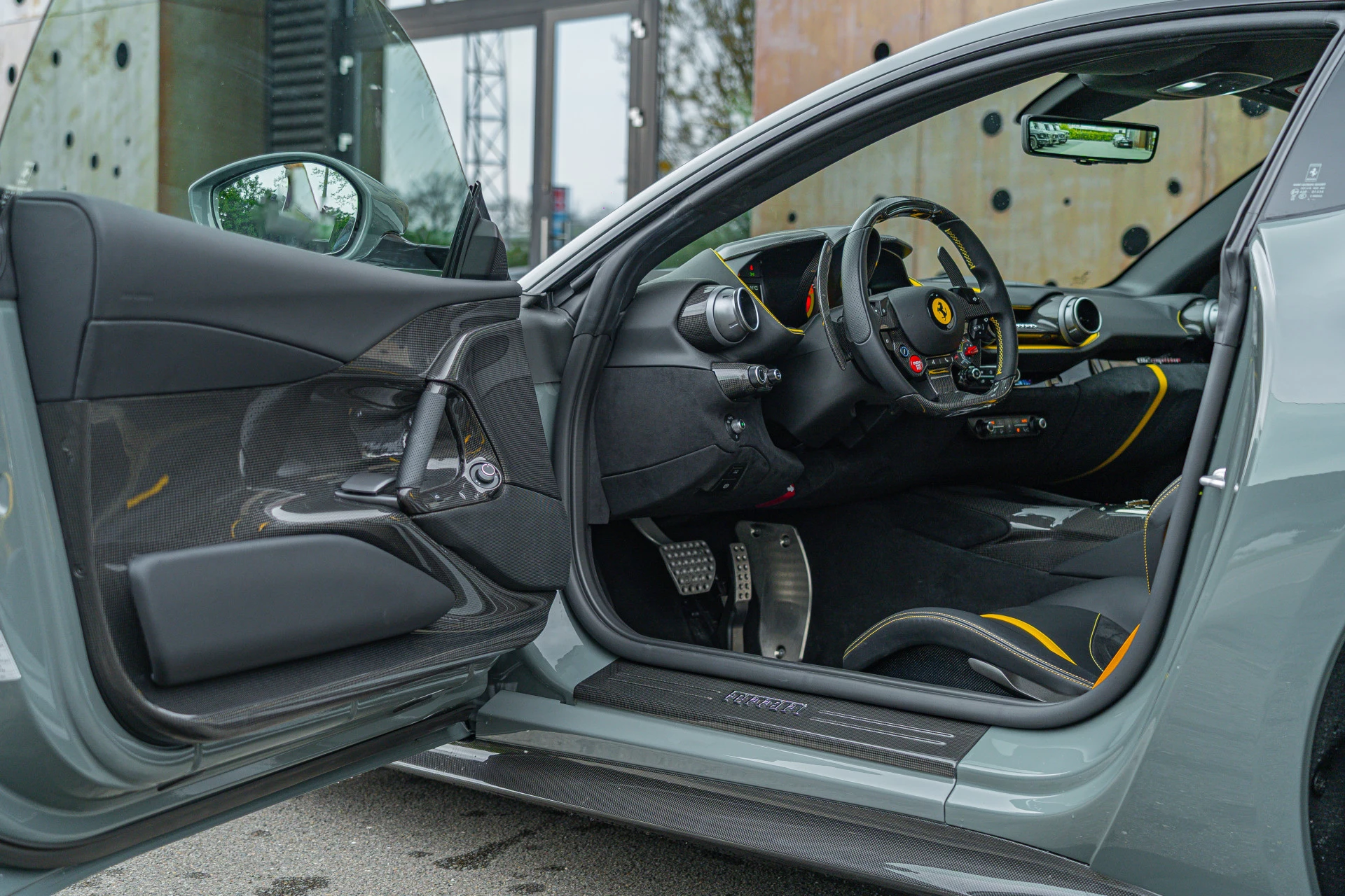 Hoofdafbeelding Ferrari 812 Competizione