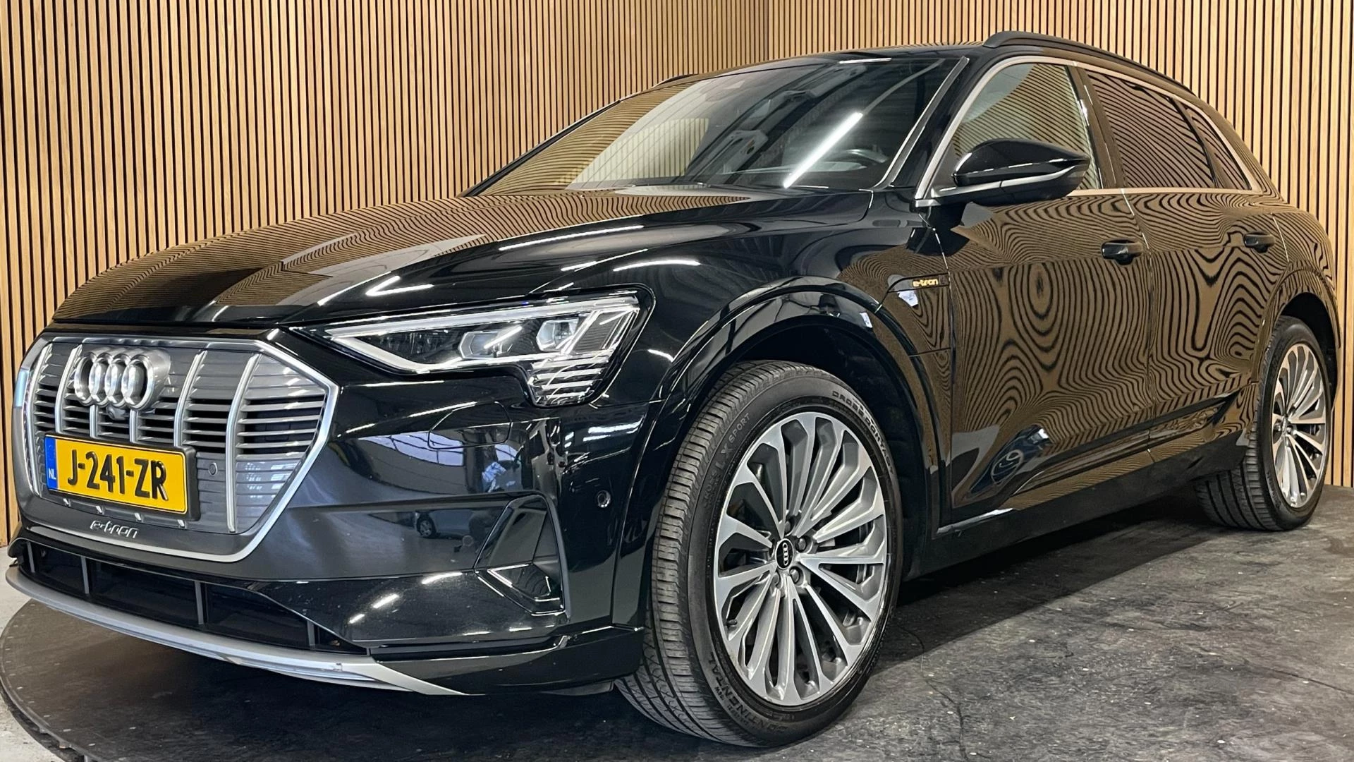 Hoofdafbeelding Audi e-tron