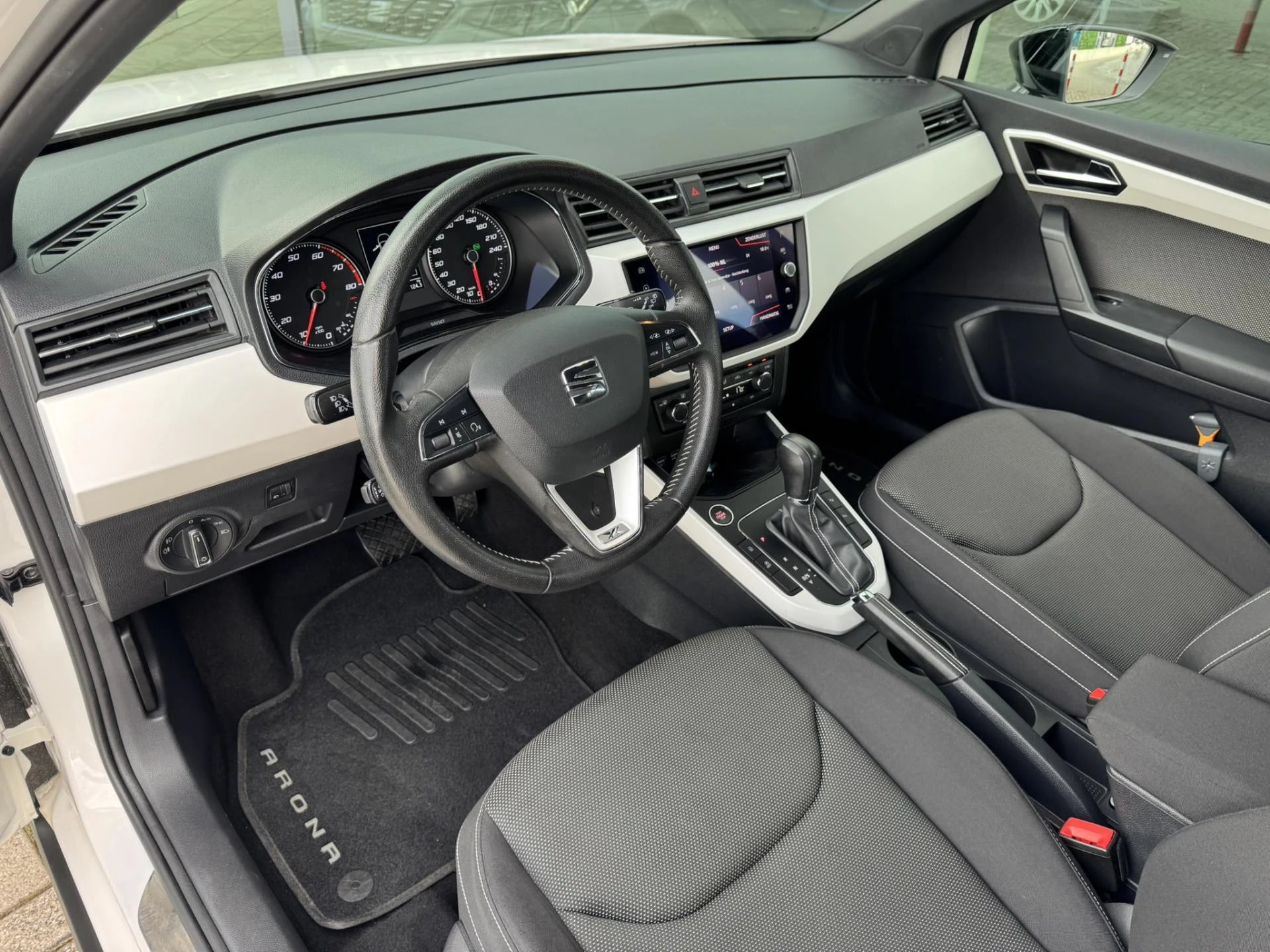 Hoofdafbeelding SEAT Arona