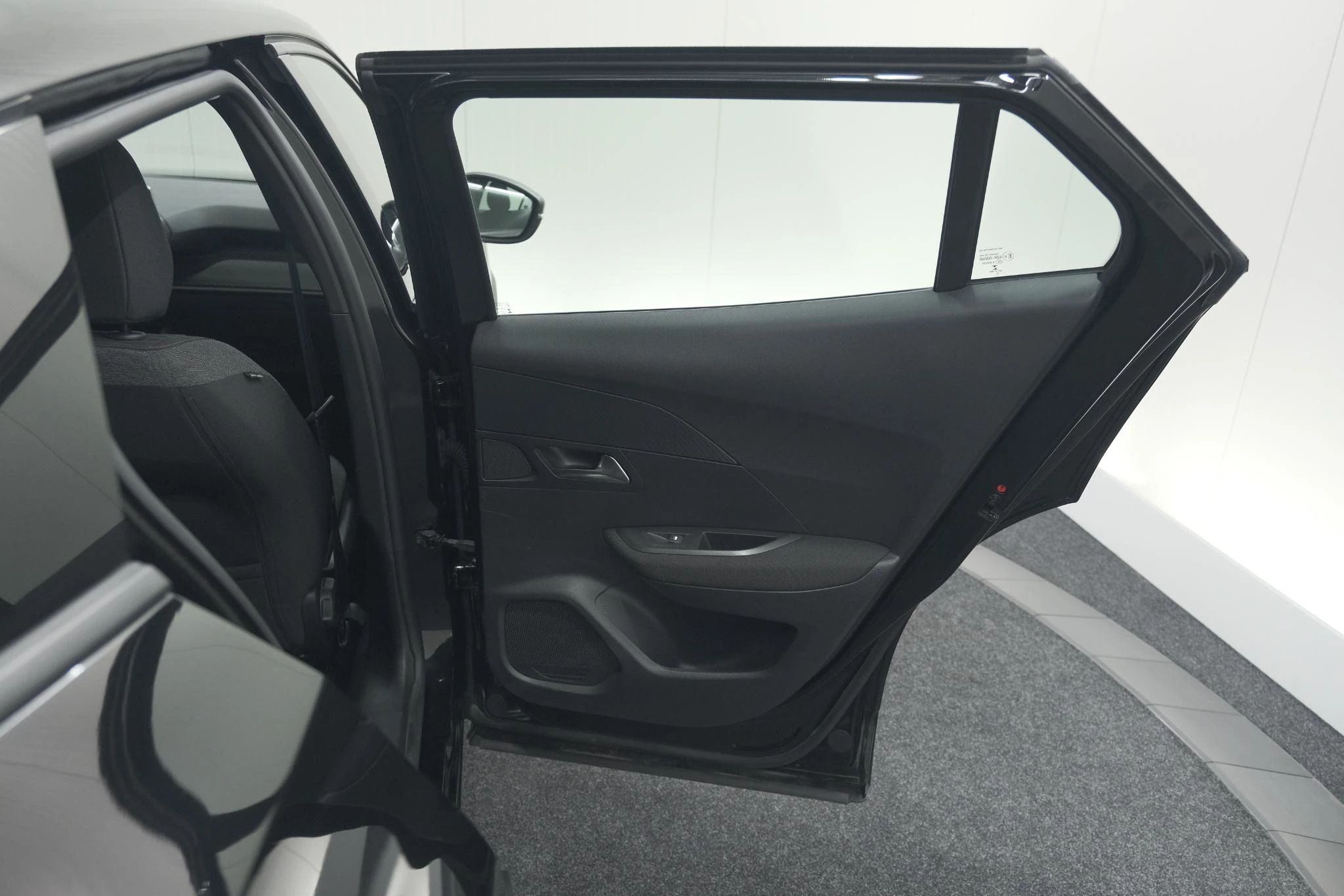 Hoofdafbeelding Peugeot e-2008