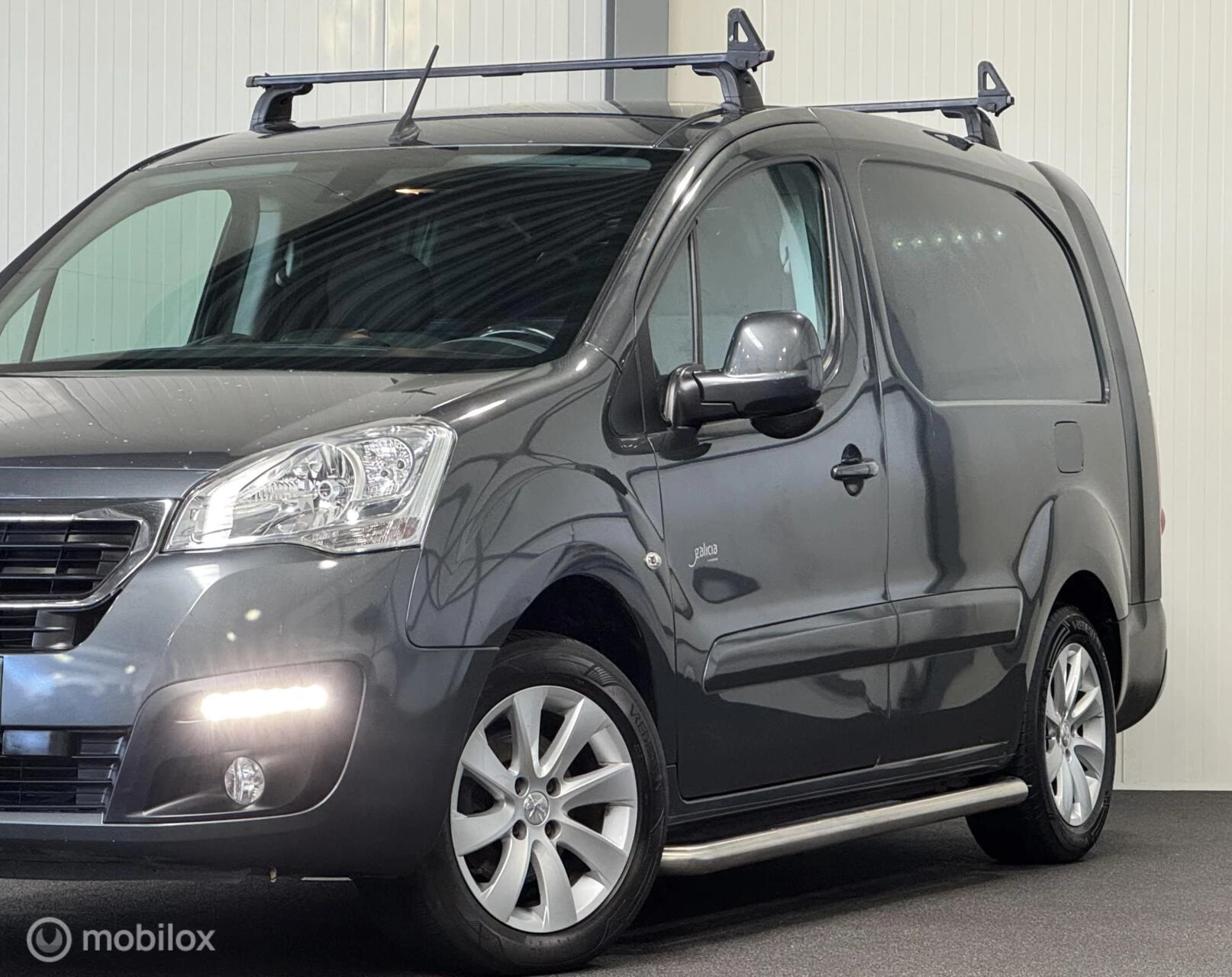 Hoofdafbeelding Peugeot Partner