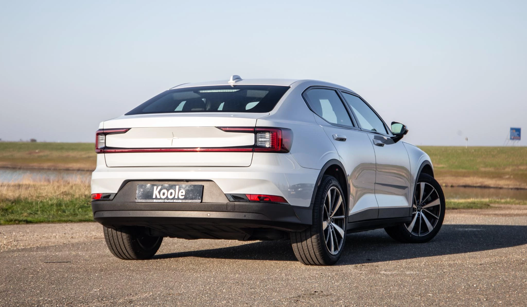 Hoofdafbeelding Polestar 2