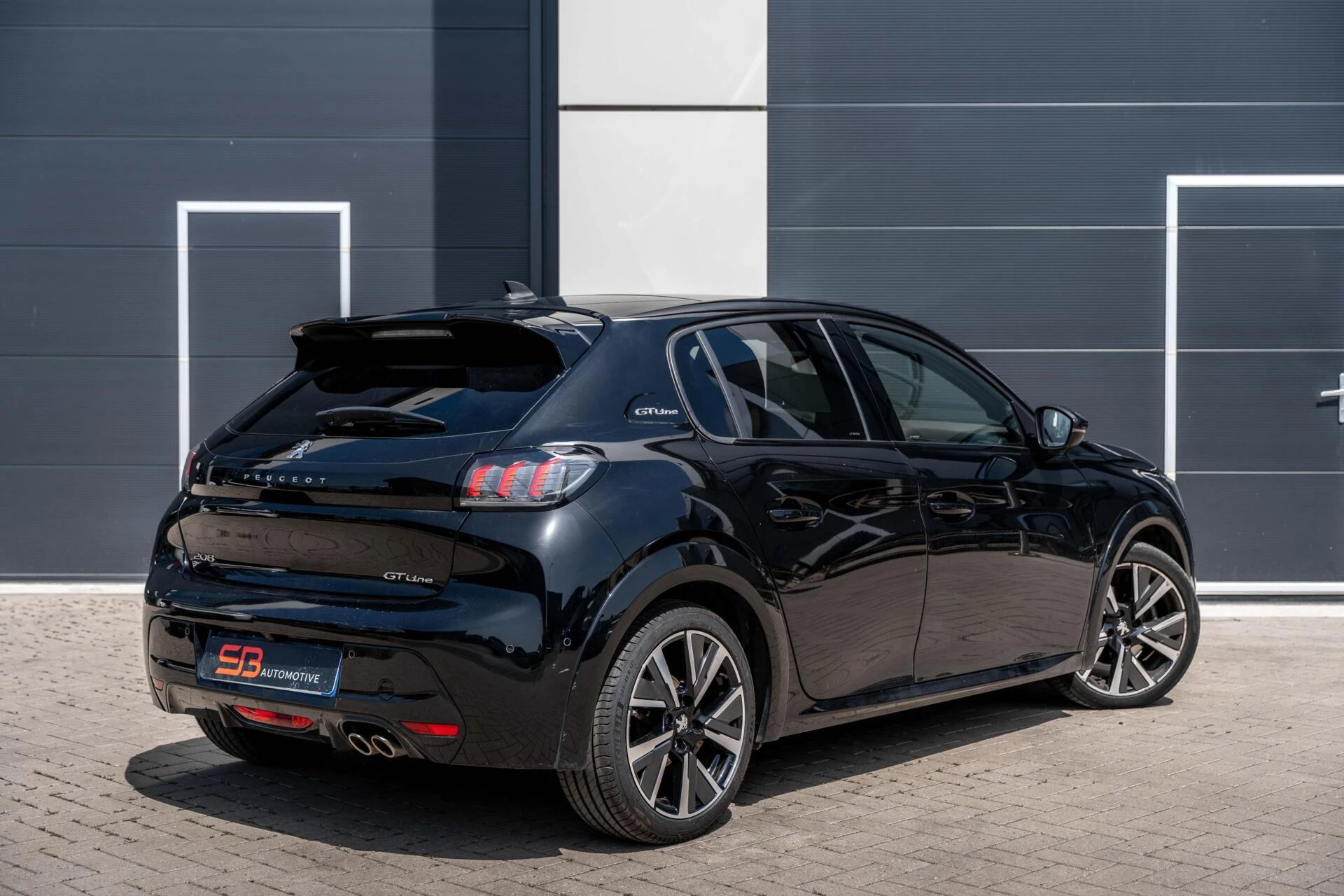 Hoofdafbeelding Peugeot 208