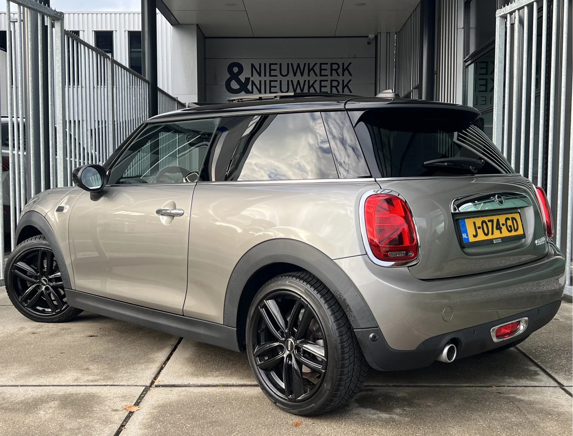 Hoofdafbeelding MINI Cooper