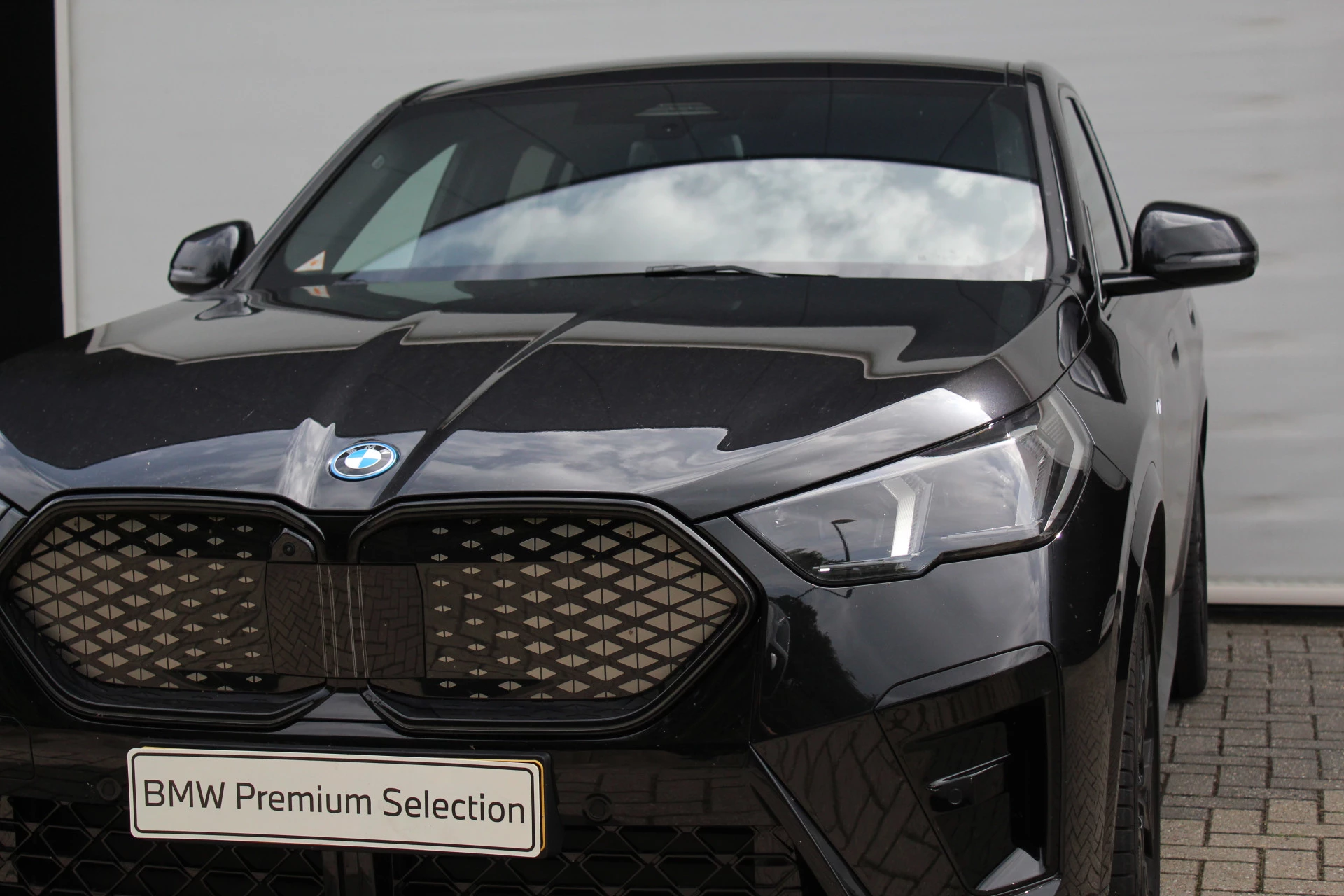 Hoofdafbeelding BMW iX2