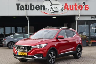 Hoofdafbeelding MG ZS EV MG MG ZS EV Luxury 45 kWh 92% SOH, Apple Carplay, Panoramadak, Schuif- kanteldak, Cruise control, Elektrische ramen, Elektrische kofferklep