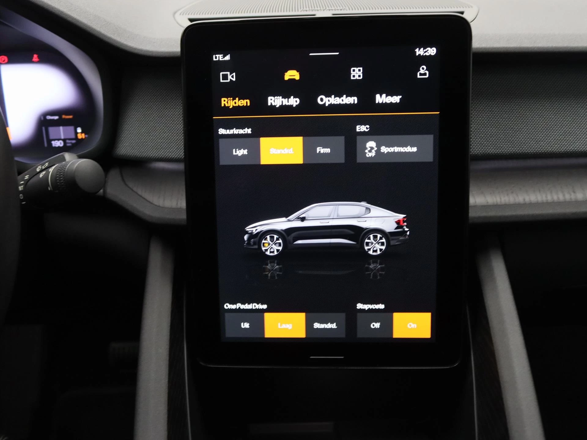 Hoofdafbeelding Polestar 2