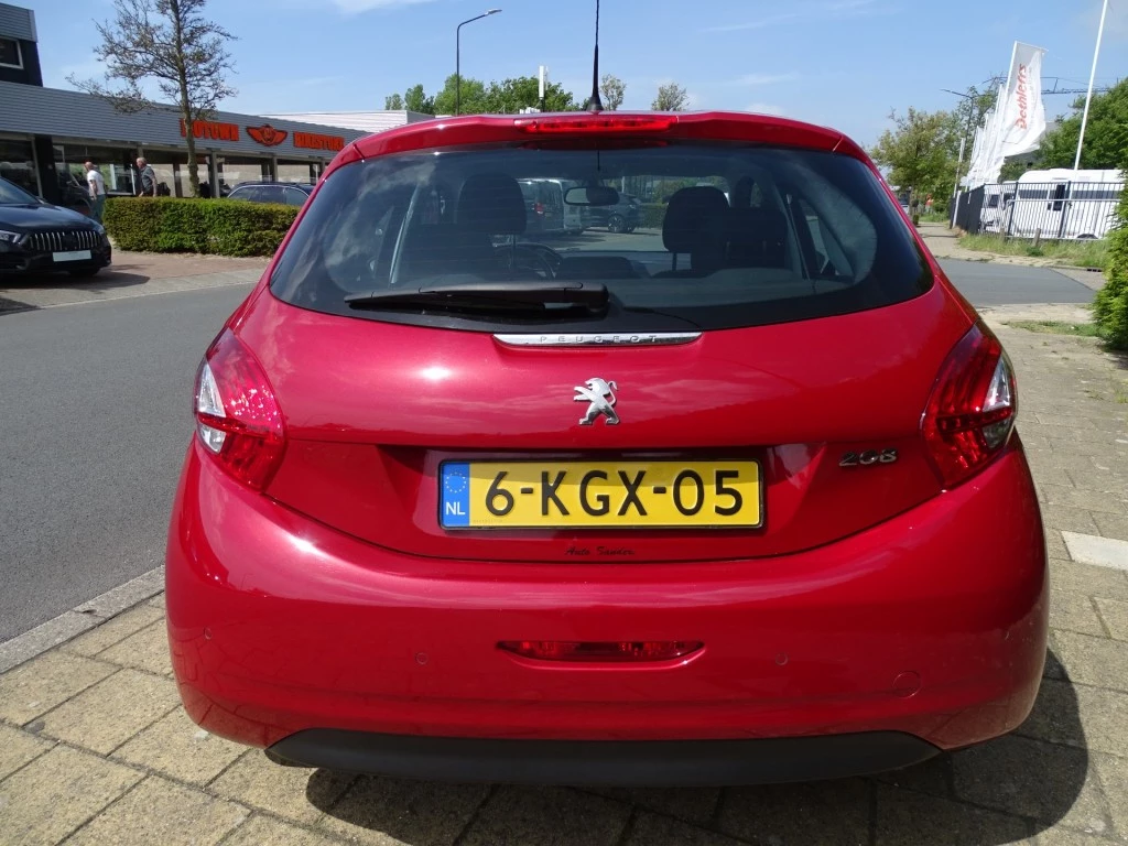 Hoofdafbeelding Peugeot 208