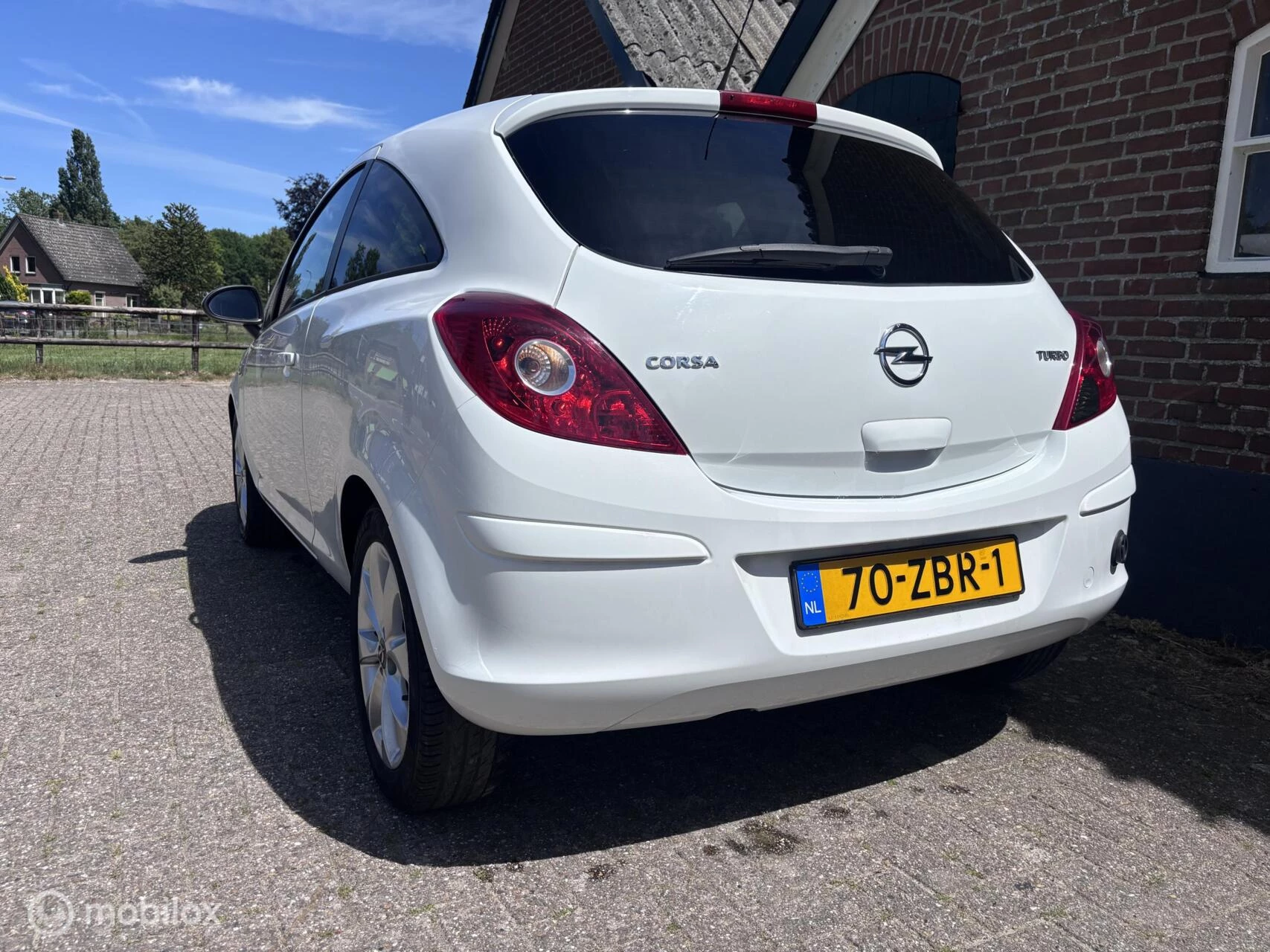 Hoofdafbeelding Opel Corsa