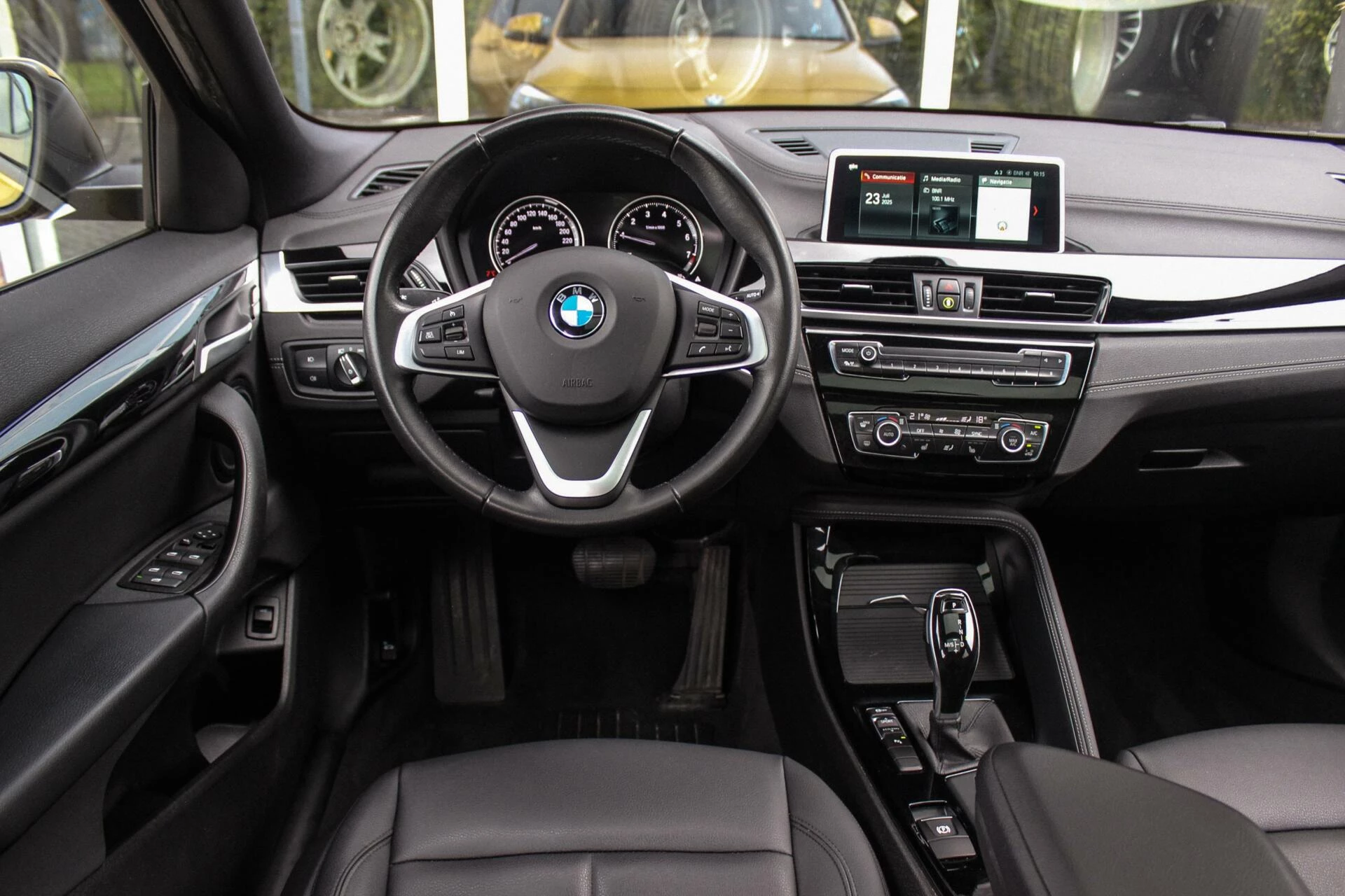 Hoofdafbeelding BMW X2