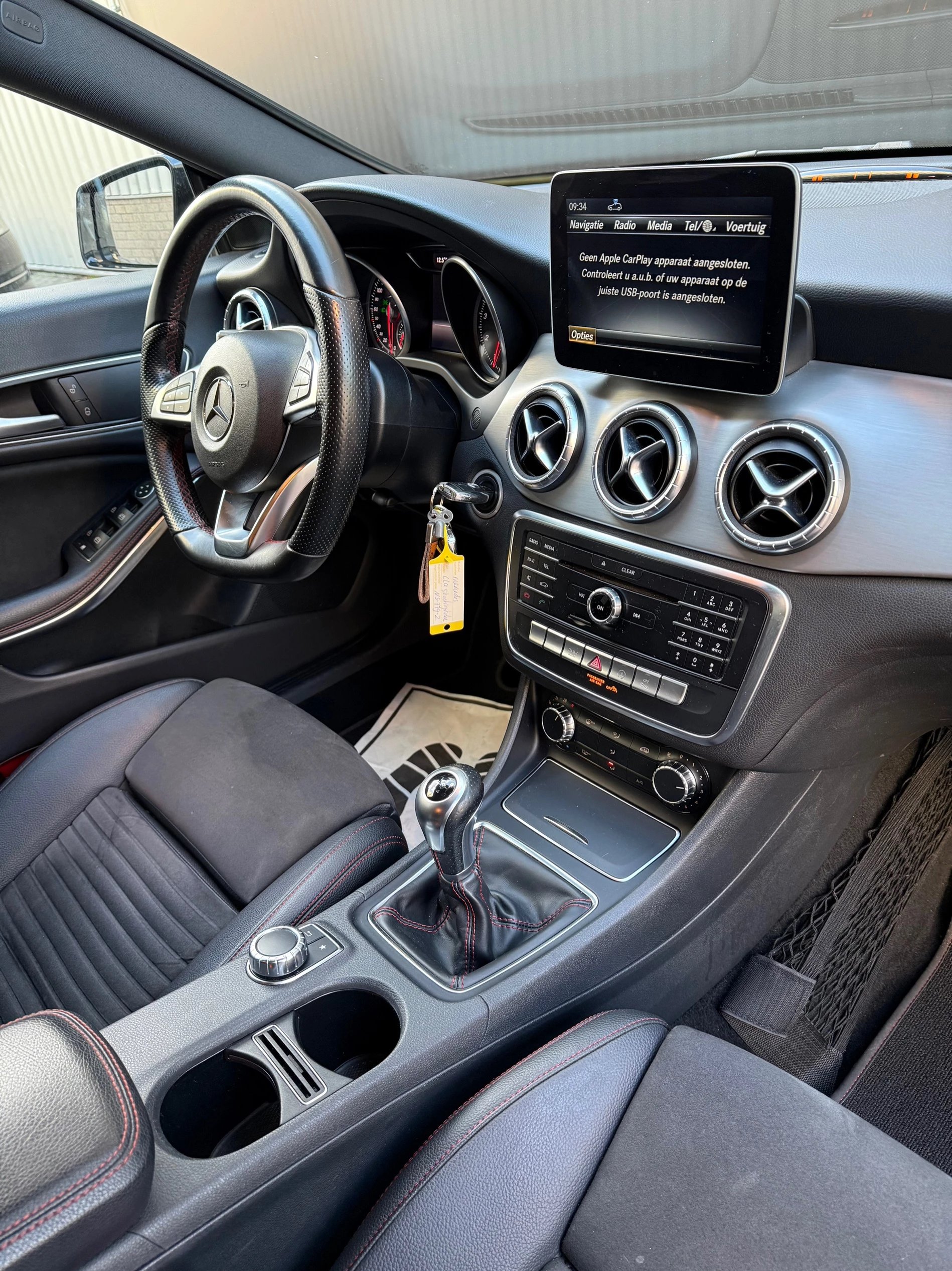 Hoofdafbeelding Mercedes-Benz CLA