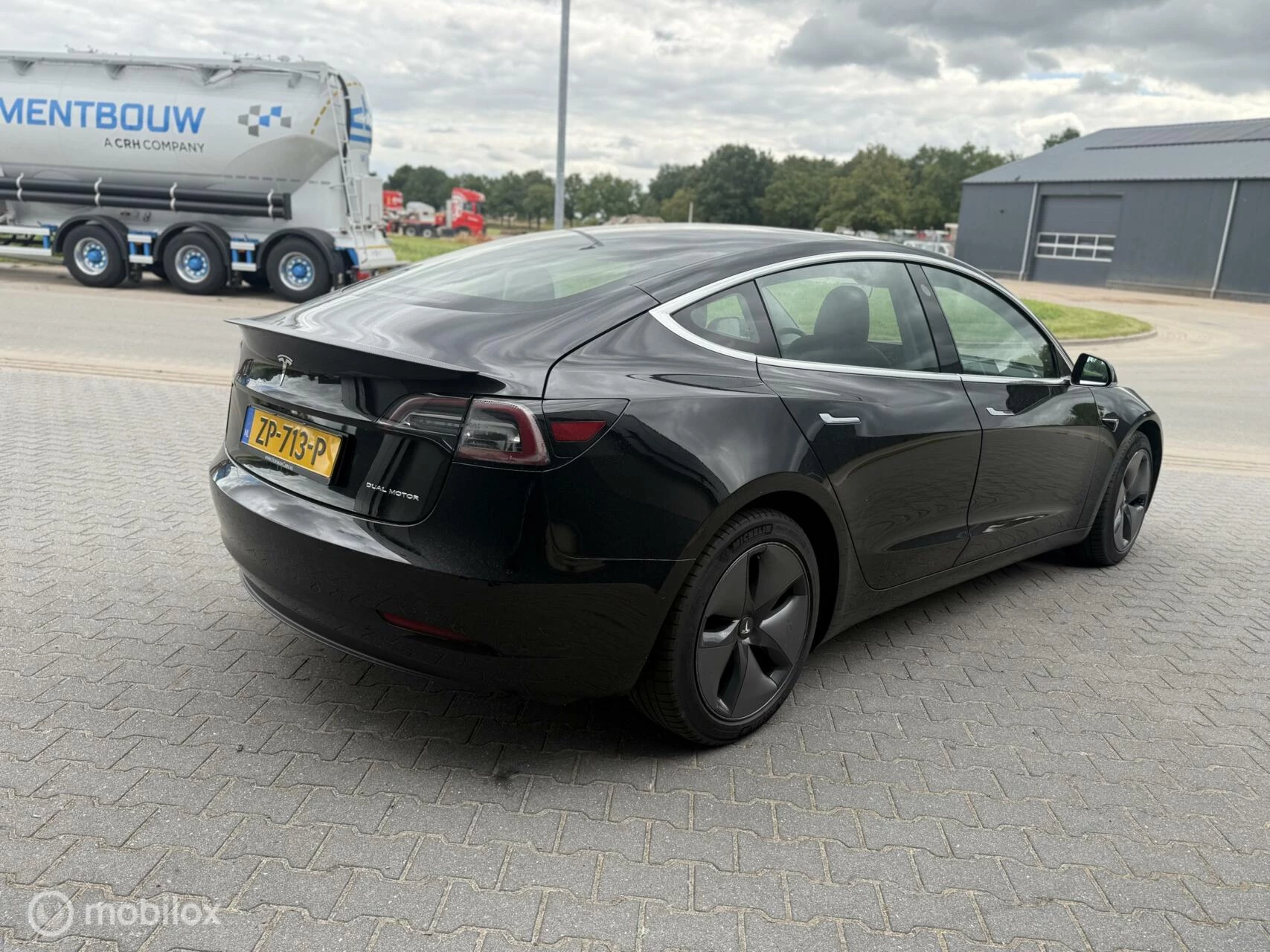 Hoofdafbeelding Tesla Model 3