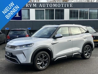 Hoofdafbeelding BYD ATTO 2 BYD ATTO 2 Boost 45 kWh 700KM! |VOLLEDIGE BYD FABRIEKSGARANTIE TOT  11-2030 OF 150.000KM| STOEL + STUUR VERWARMING| ADAP. CRUISE| 360 CAMERA| PANO | DODE HOEK|