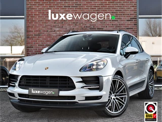Hoofdafbeelding Porsche Macan Porsche Macan 2.0 PDK Krijt Pano Luchtv Trekh Chrono 21inch Bose
