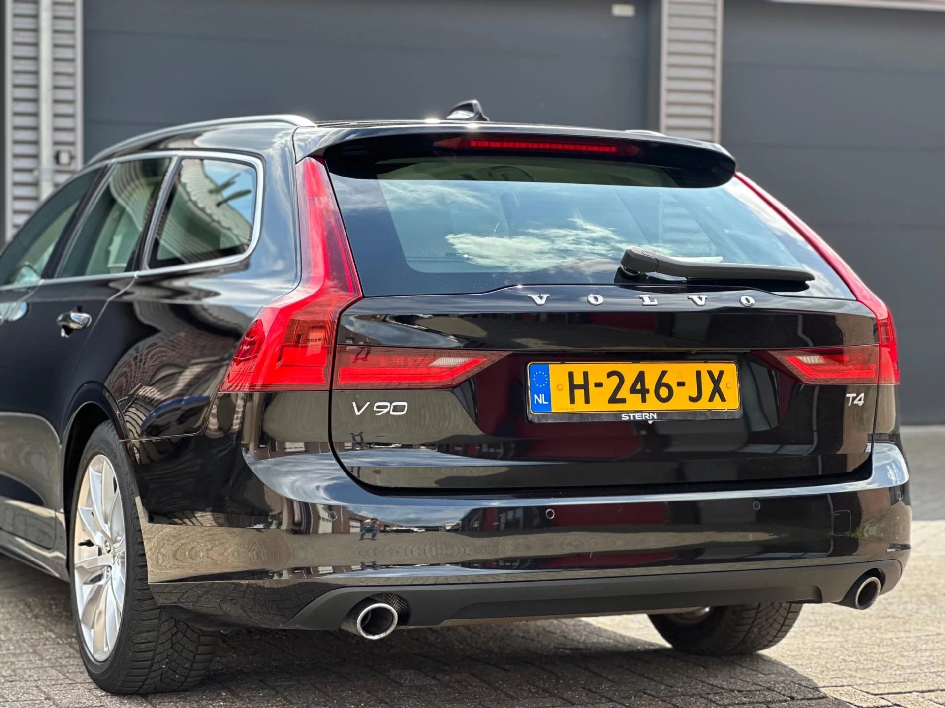 Hoofdafbeelding Volvo V90